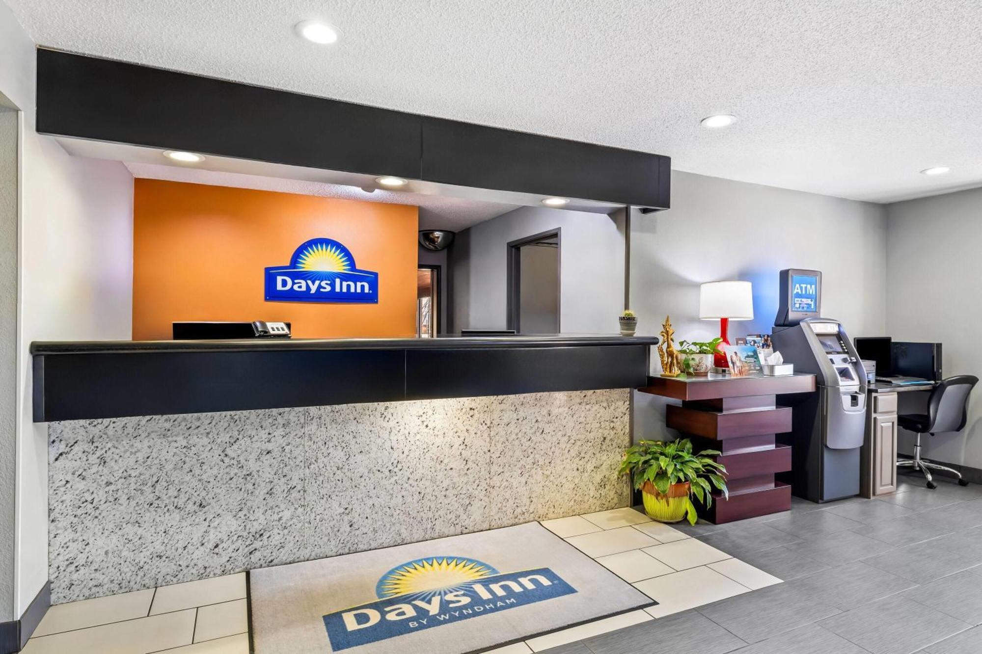 Days Inn By Wyndham Black River Falls - Access To Atv Trail Zewnętrze zdjęcie