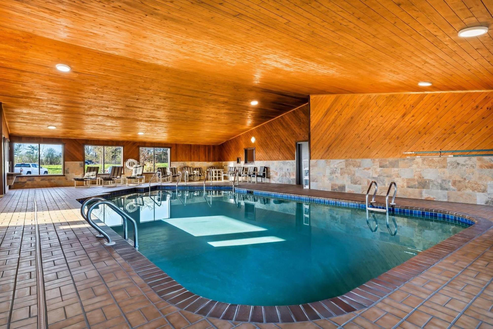 Days Inn By Wyndham Black River Falls - Access To Atv Trail Zewnętrze zdjęcie